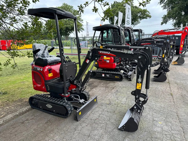 Rhino Rhinoceros XN12-9 - Mini excavator: picture 2 Rhino Rhinoceros XN12-9 - Mini excavator: picture 2