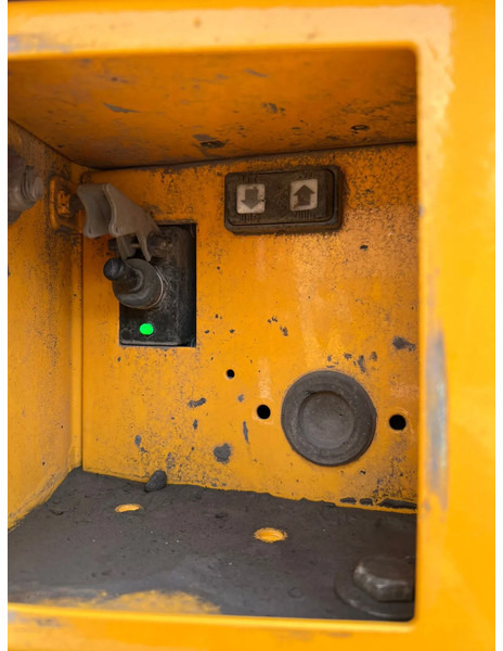 Volvo L180H - Bulldozer: picture 3 Volvo L180H - Bulldozer: picture 3