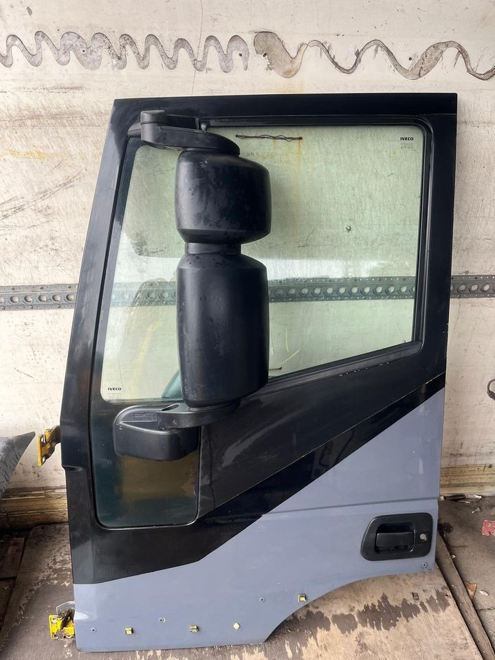 IVECO Stralis 450 Fahrertür Tür links mit Spiegel & Verkleidung - Door and parts for Truck: picture 1 IVECO Stralis 450 Fahrertür Tür links mit Spiegel & Verkleidung - Door and parts for Truck: picture 1