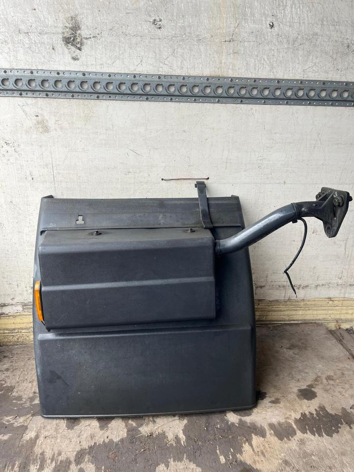 IVECO Stralis 450 Kotflügel vorne links 41299389 / 41299388 - Fender for Truck: picture 1 IVECO Stralis 450 Kotflügel vorne links 41299389 / 41299388 - Fender for Truck: picture 1