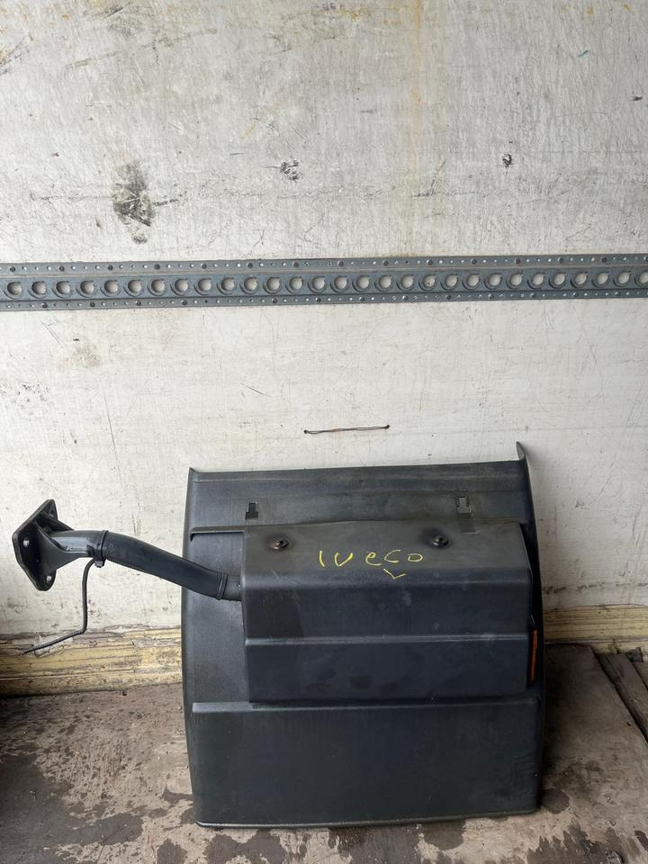 IVECO Stralis 450 Kotflügel vorne rechts 41299389 / 41299388 - Fender for Truck: picture 1 IVECO Stralis 450 Kotflügel vorne rechts 41299389 / 41299388 - Fender for Truck: picture 1