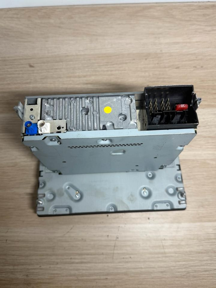 MAN BOSCH Multimedia Radio 81.28100-6026 - Navigation system for Truck: picture 4 MAN BOSCH Multimedia Radio 81.28100-6026 - Navigation system for Truck: picture 4