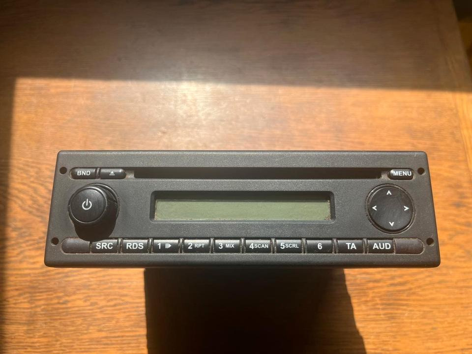 MAN Bosch Multimedia Radio 24V 81.28101-6184 - Navigation system for Truck: picture 1 MAN Bosch Multimedia Radio 24V 81.28101-6184 - Navigation system for Truck: picture 1