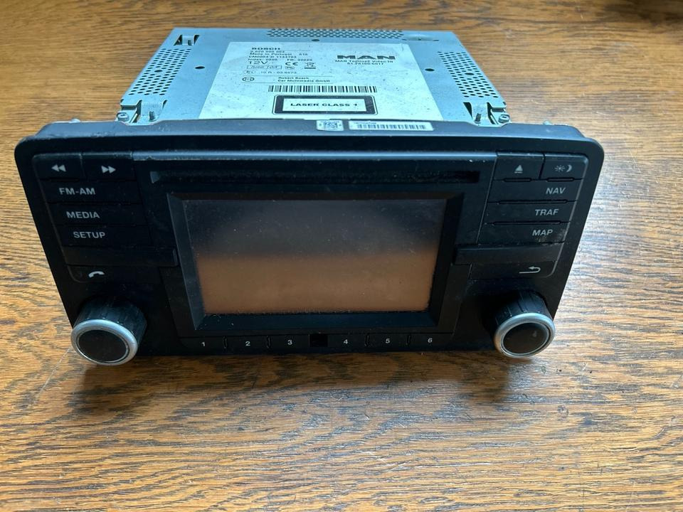 MAN Radio/Navigationssystem TGM BOSCH 81.28100-6017 - Navigation system for Truck: picture 1 MAN Radio/Navigationssystem TGM BOSCH 81.28100-6017 - Navigation system for Truck: picture 1