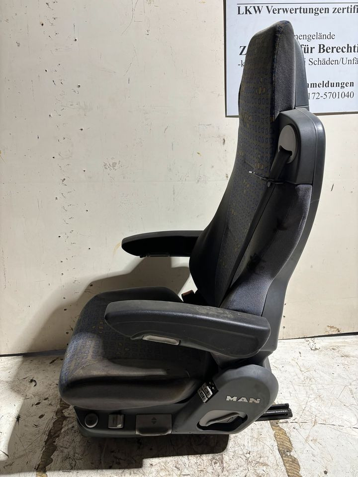 MAN TGA Fahrersitz mit Luft - Seat for Truck: picture 3 MAN TGA Fahrersitz mit Luft - Seat for Truck: picture 3