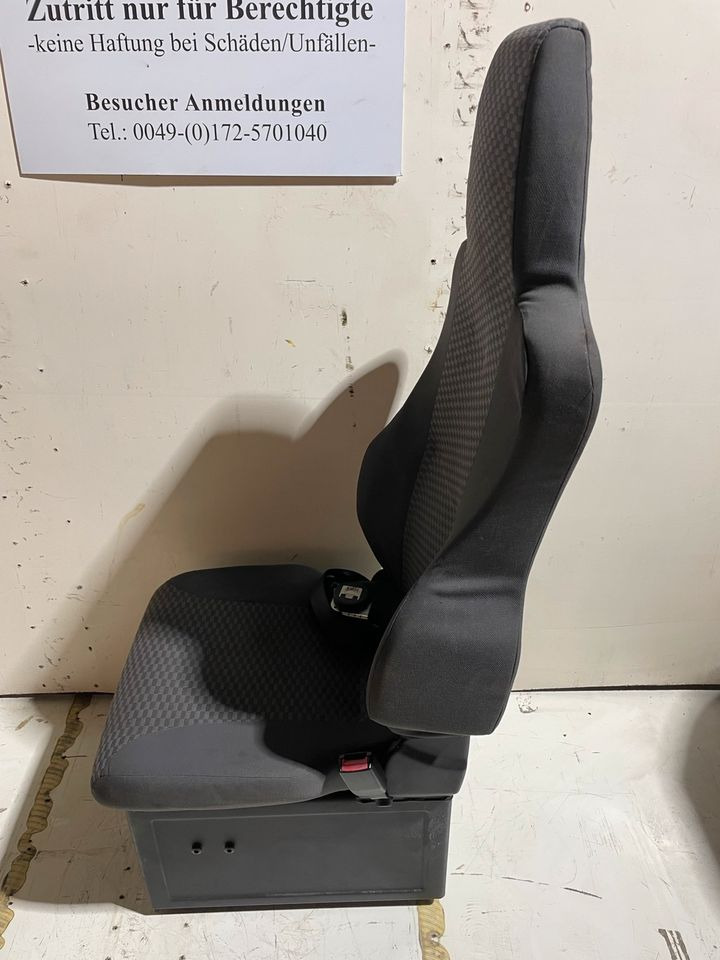 MAN TGL/TGA/TGM EURO 3/4 Beifahrersitz - Seat for Truck: picture 1 MAN TGL/TGA/TGM EURO 3/4 Beifahrersitz - Seat for Truck: picture 1