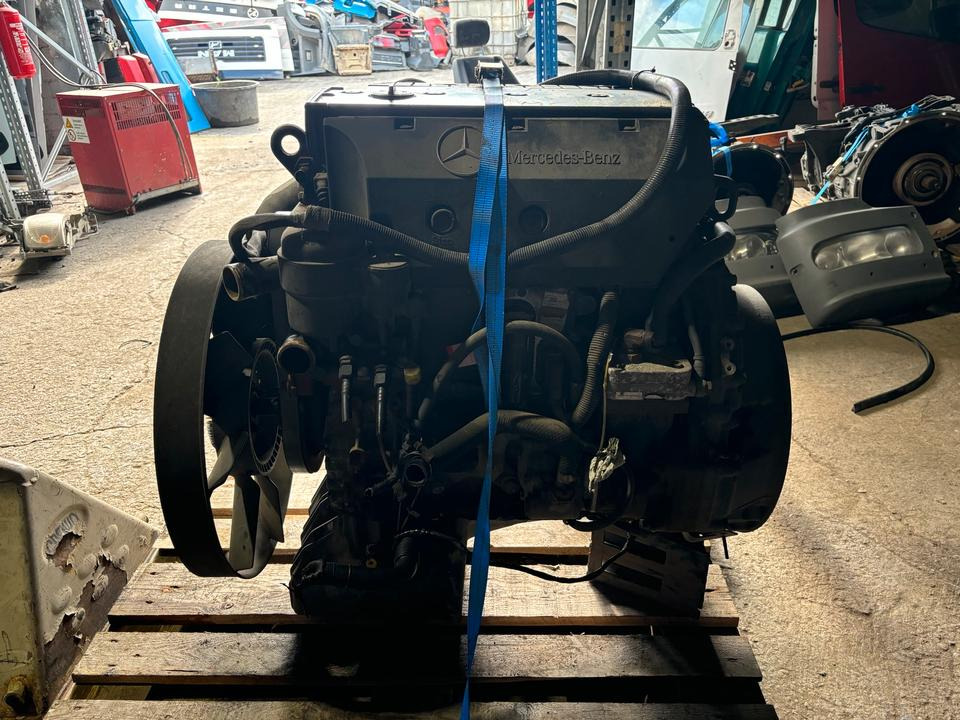 Mercedes Atego 2 Motor OM 904 LA III EU3 - Engine for Truck: picture 3 Mercedes Atego 2 Motor OM 904 LA III EU3 - Engine for Truck: picture 3