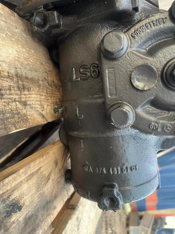 Mercedes Atego Lenkung Lenkgetriebe LS6 A9744610101 - Steering gear for Truck: picture 4 Mercedes Atego Lenkung Lenkgetriebe LS6 A9744610101 - Steering gear for Truck: picture 4