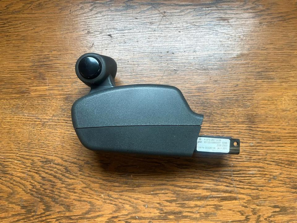 Mercedes Benz Schalthebel / Gangschalter A9702601409 - Gear stick for Truck: picture 1 Mercedes Benz Schalthebel / Gangschalter A9702601409 - Gear stick for Truck: picture 1