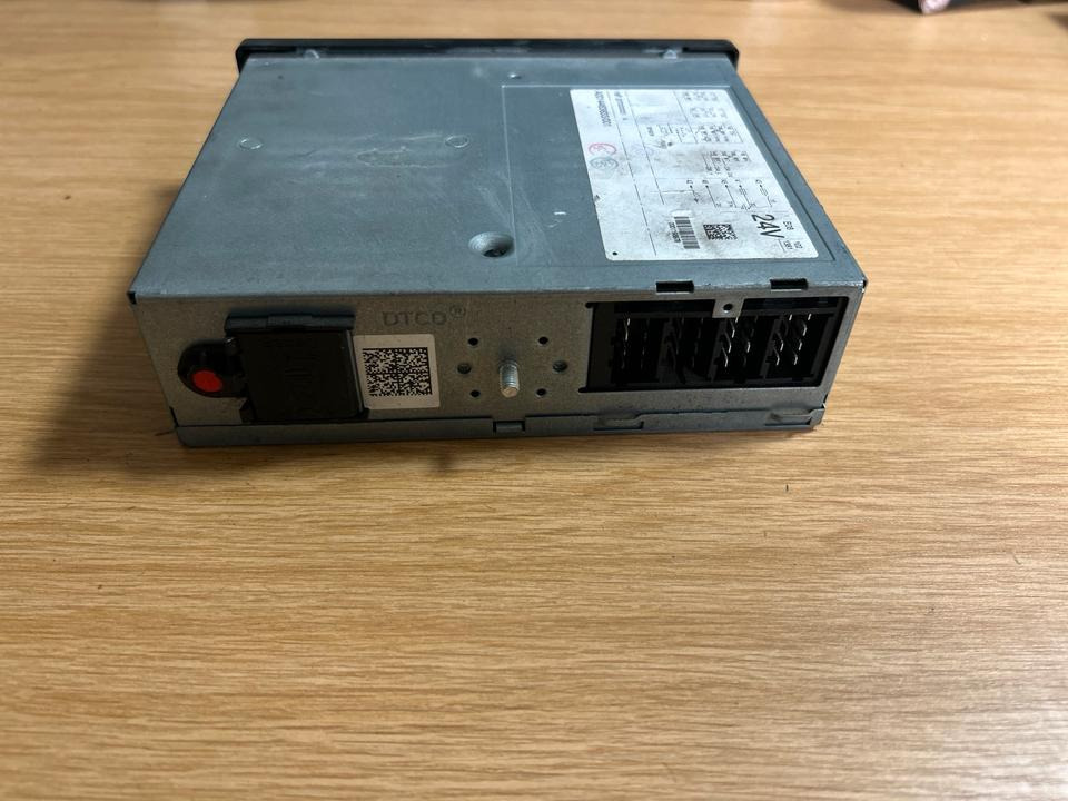 Mercedes-Benz Tachograph A0014463833 - Tachograph for Truck: picture 2 Mercedes-Benz Tachograph A0014463833 - Tachograph for Truck: picture 2