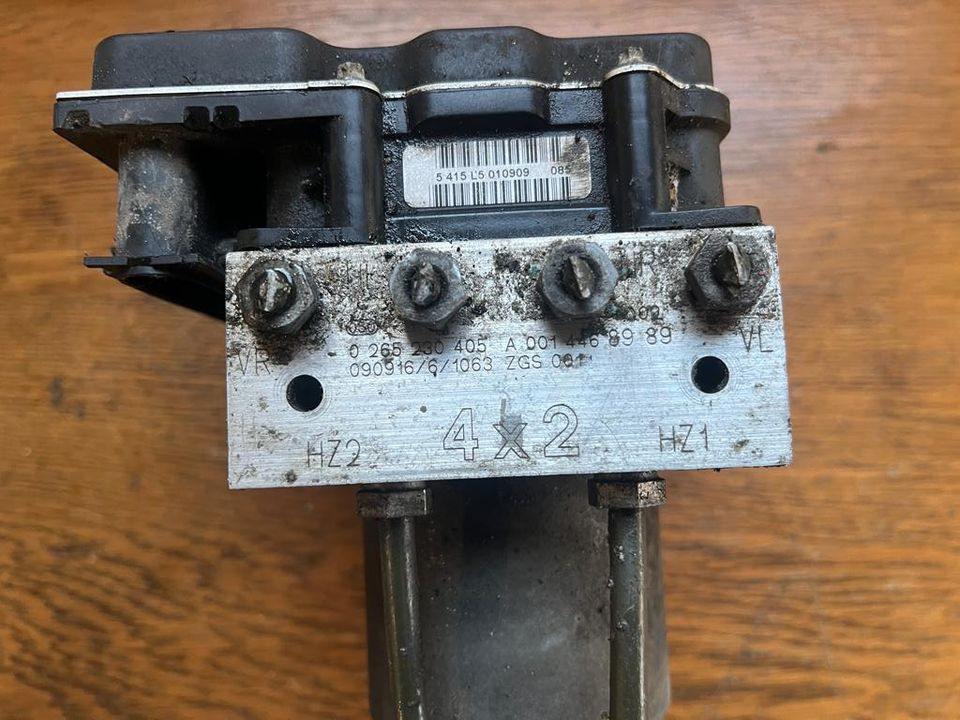 Mercedes Vito Hydraulikblock ABS Pumpe A0014468989 - Hydraulics for Truck: picture 2 Mercedes Vito Hydraulikblock ABS Pumpe A0014468989 - Hydraulics for Truck: picture 2