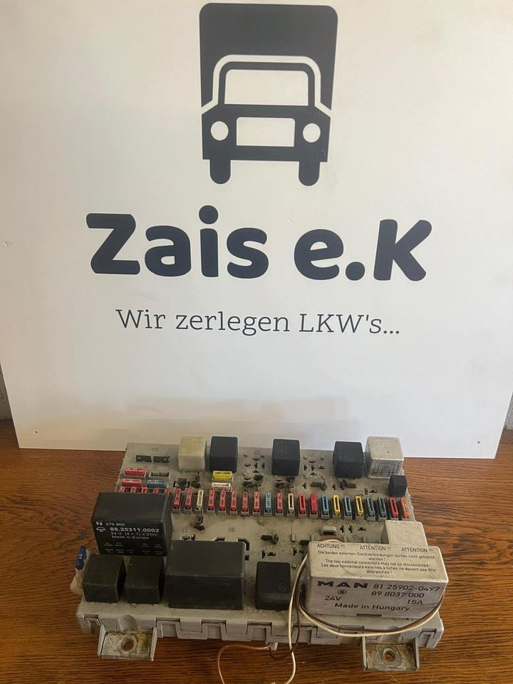 MAN L2000 Sicherungskasten 81.25444.6060 - Spare parts: picture 1 MAN L2000 Sicherungskasten 81.25444.6060 - Spare parts: picture 1