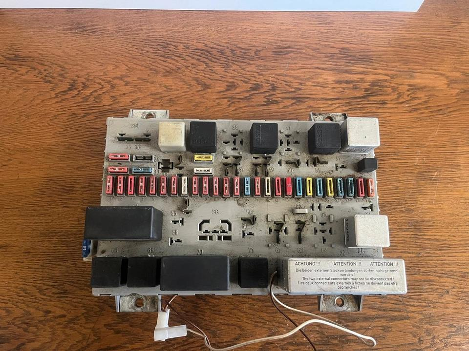 MAN L2000 Sicherungskasten 81.25444.6060 - Spare parts: picture 2 MAN L2000 Sicherungskasten 81.25444.6060 - Spare parts: picture 2