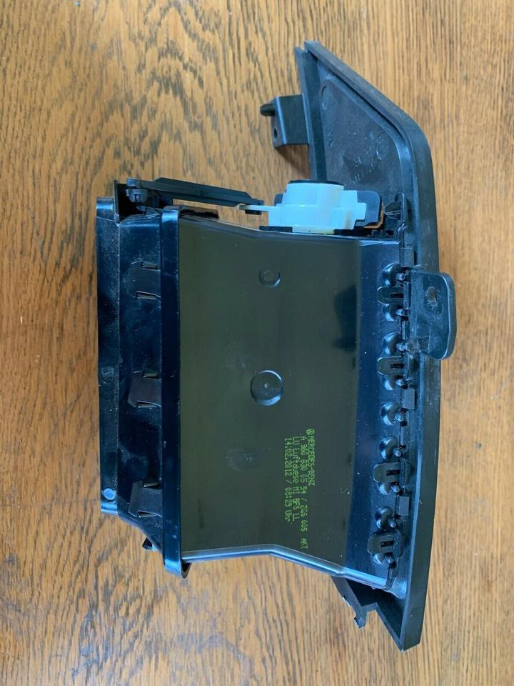 Mercedes Actros MP4 Luftduese A 360 830 05 54 - Spare parts: picture 2 Mercedes Actros MP4 Luftduese A 360 830 05 54 - Spare parts: picture 2