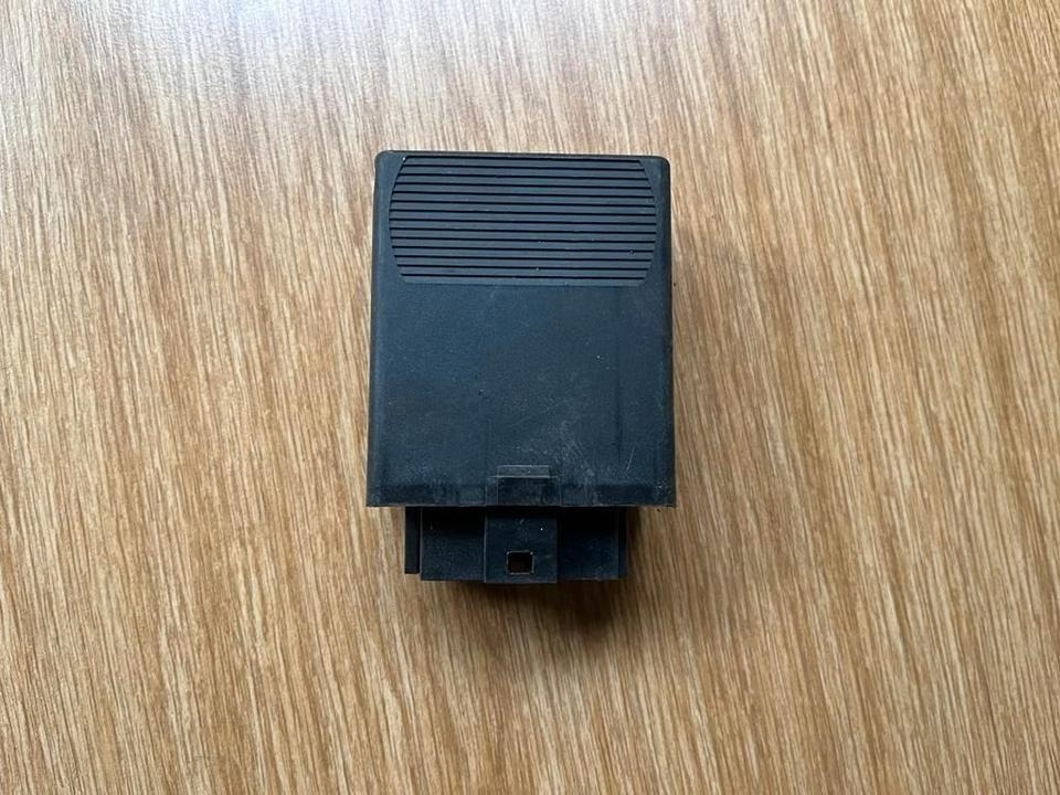 Mercedes W638 Vito Steuergerät Blinkermodul Relais 0165452332 - Spare parts: picture 4 Mercedes W638 Vito Steuergerät Blinkermodul Relais 0165452332 - Spare parts: picture 4