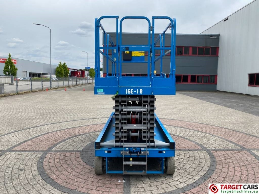 Genie GS-4655 Electric E-Drive Scissor Work Lift 1595cm  leasing Genie GS-4655 Electric E-Drive Scissor Work Lift 1595cm: picture 41 Genie GS-4655 Electric E-Drive Scissor Work Lift 1595cm  leasing Genie GS-4655 Electric E-Drive Scissor Work Lift 1595cm: picture 41
