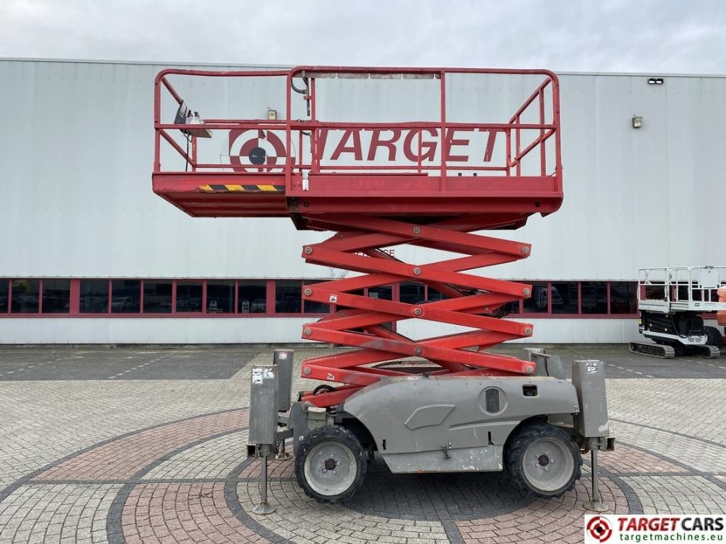 Haulotte Compact 12DX Diesel 4x4 Scissor Work Lift 1206cm - Scissor lift: picture 5 Haulotte Compact 12DX Diesel 4x4 Scissor Work Lift 1206cm - Scissor lift: picture 5