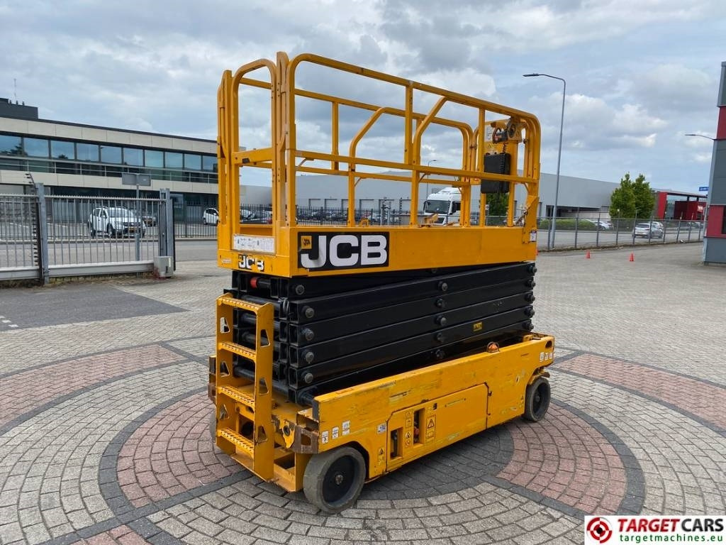 JCB S4550E Electric Scissor Work Lift 1580cm - Scissor lift: picture 3 JCB S4550E Electric Scissor Work Lift 1580cm - Scissor lift: picture 3