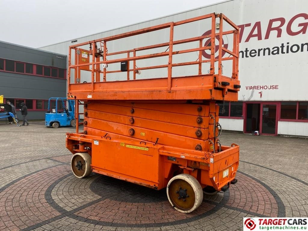 JLG 153-12 Liftlux Electric Scissor Work Lift 1730cm - Scissor lift: picture 4 JLG 153-12 Liftlux Electric Scissor Work Lift 1730cm - Scissor lift: picture 4