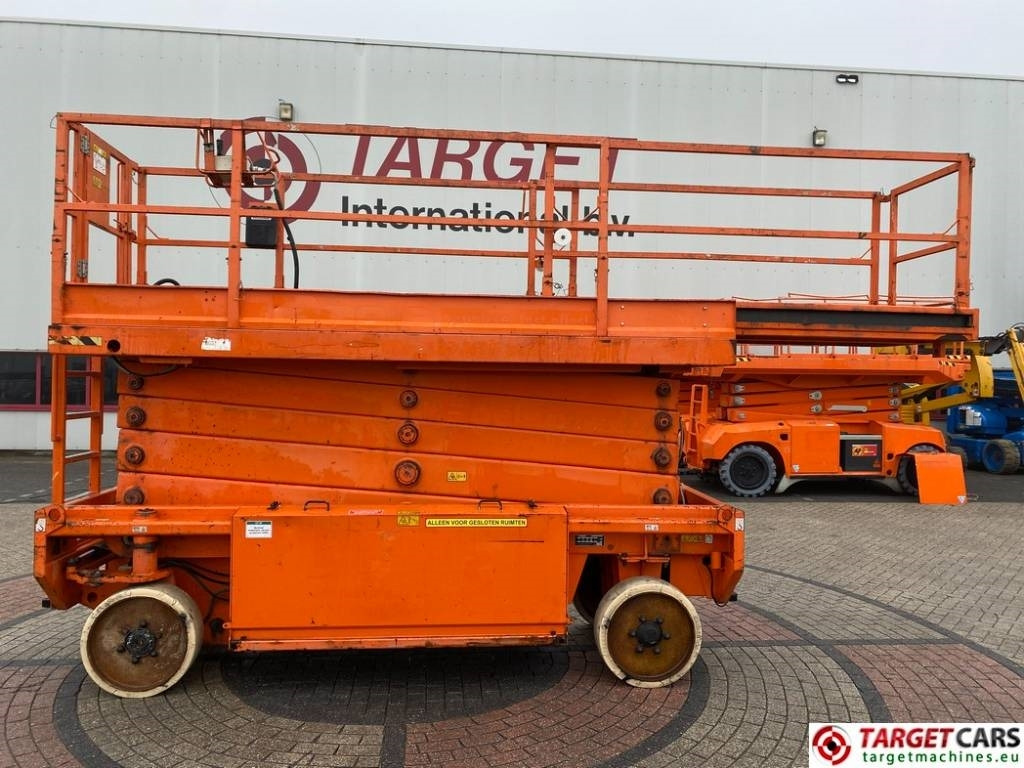 JLG 153-12 Liftlux Electric Scissor Work Lift 1730cm - Scissor lift: picture 5 JLG 153-12 Liftlux Electric Scissor Work Lift 1730cm - Scissor lift: picture 5