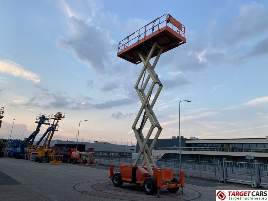 Scissor lift JLG 3394RT Diesel 4x4 Scissor Work Lift 1206cm: picture 7