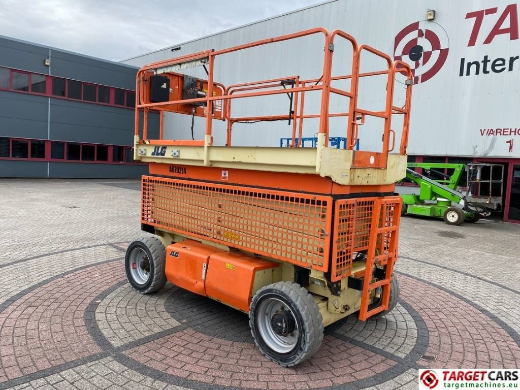 JLG 4069LE Electric Scissor Work Lift 1419cm - Scissor lift: picture 4 JLG 4069LE Electric Scissor Work Lift 1419cm - Scissor lift: picture 4