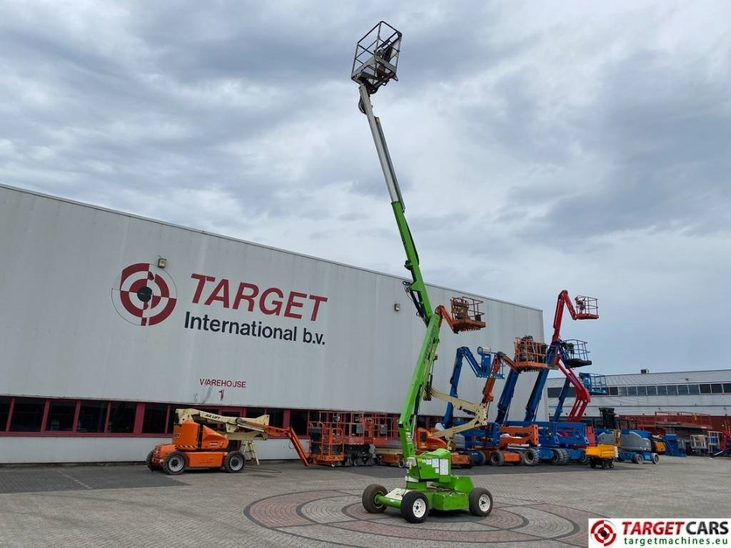 Niftylift HR12NDE Articulated HyBrid Boom Work Lift 1220cm - Articulated boom: picture 5 Niftylift HR12NDE Articulated HyBrid Boom Work Lift 1220cm - Articulated boom: picture 5