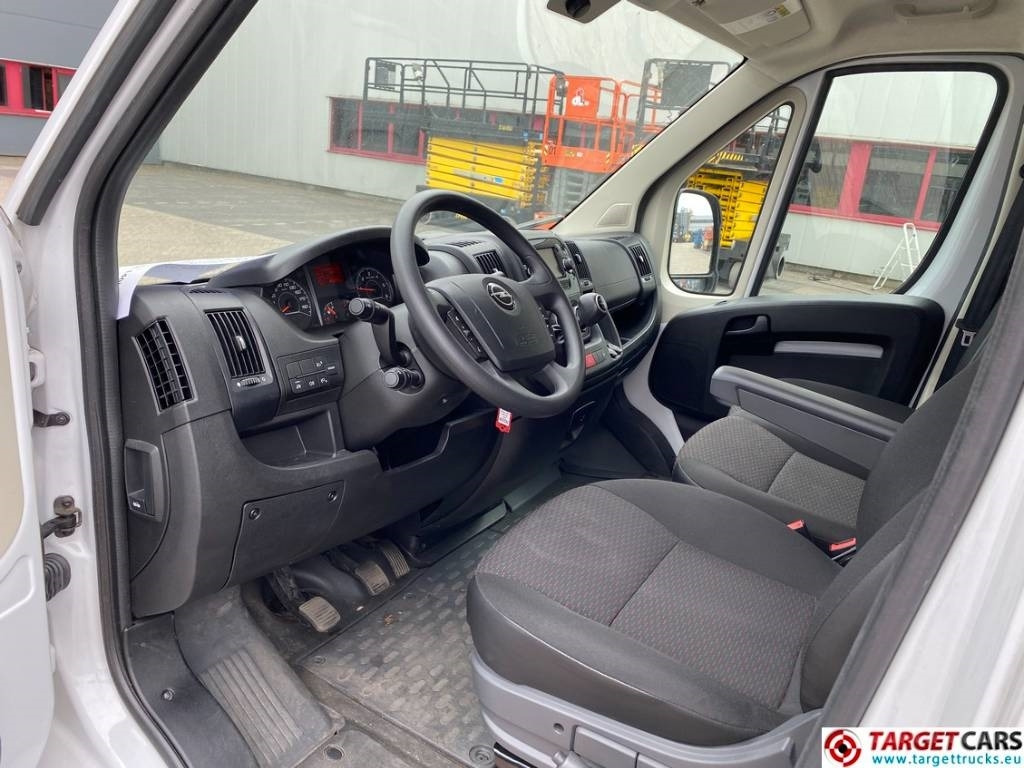 Opel Movano 2.2D BlueHDI Panel Van 140HP L2H1 - Panel van: picture 5 Opel Movano 2.2D BlueHDI Panel Van 140HP L2H1 - Panel van: picture 5