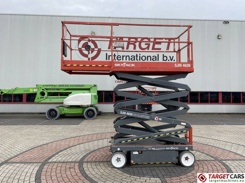 SkyJack SJIII-4626 Electric 4626 Scissor Work Lift 990cm - Scissor lift: picture 5 SkyJack SJIII-4626 Electric 4626 Scissor Work Lift 990cm - Scissor lift: picture 5