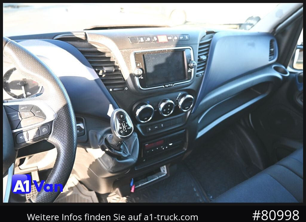 IVECO Daily 72C18 A8V Pritsche/Plane, Tempomat, AHK, Klima - Curtain side van: picture 4 IVECO Daily 72C18 A8V Pritsche/Plane, Tempomat, AHK, Klima - Curtain side van: picture 4