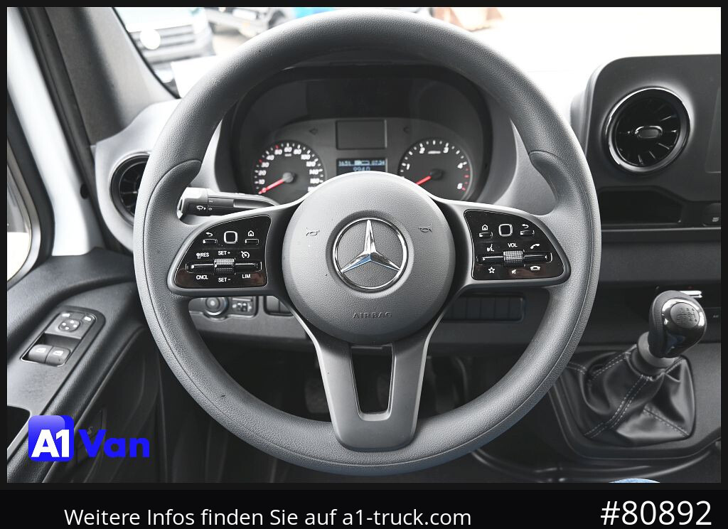 MERCEDES-BENZ Sprinter 317 CDI Fahrgestell, NEU, Klima, Tempomat, 3-Sitzer - Cab chassis truck: picture 5 MERCEDES-BENZ Sprinter 317 CDI Fahrgestell, NEU, Klima, Tempomat, 3-Sitzer - Cab chassis truck: picture 5