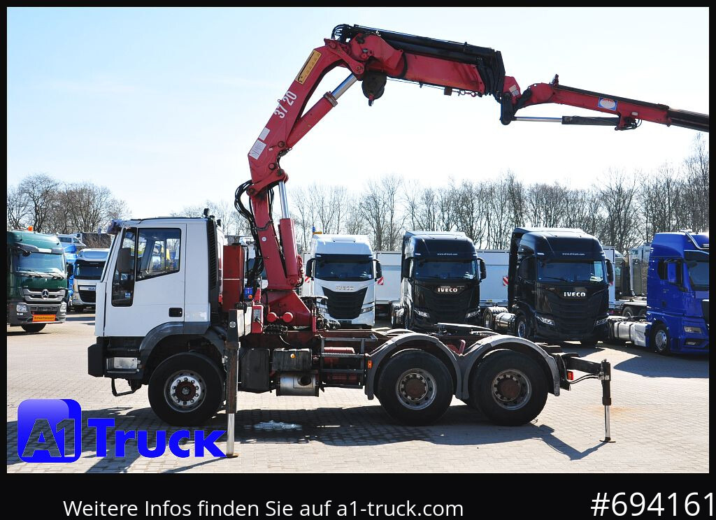 Tractor unit IVECO-MAGIRUS 420 6x4, HMF3722 Jib Funk Seilwinde,: picture 11