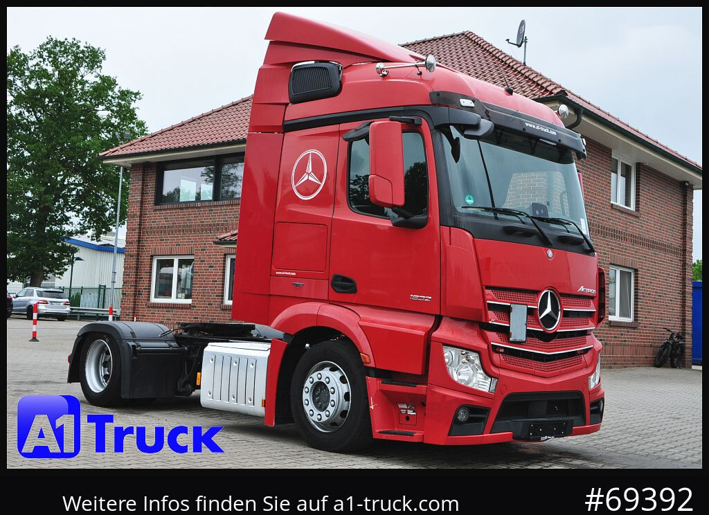 Tractor unit MERCEDES-BENZ Actros 1832, Lowliner, 1 Vorbesitzer: picture 1