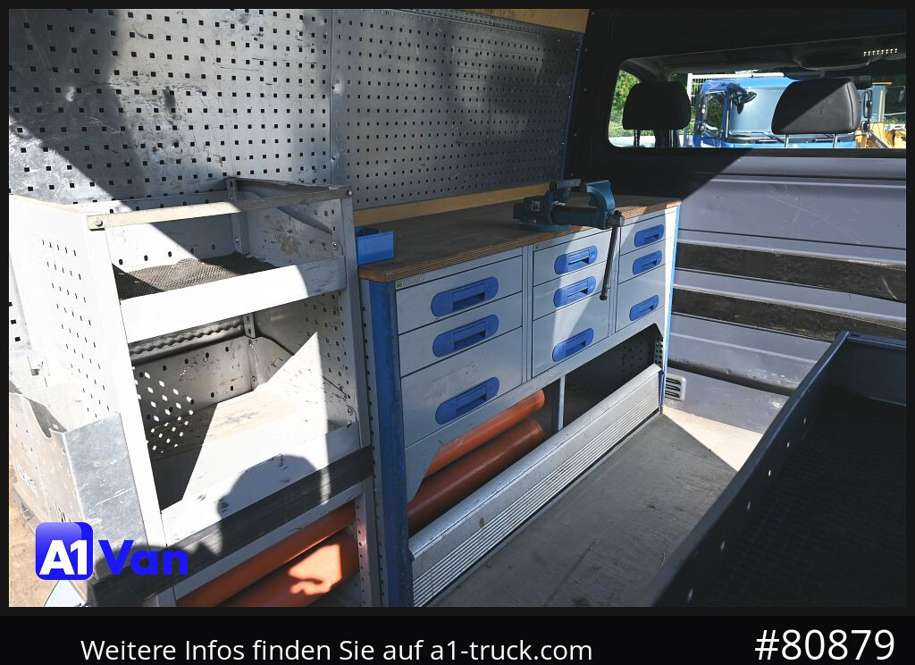VOLKSWAGEN Crafter 35 L1H2, AHK, Standheizung, Werkstatteinrichtung - Panel van: picture 3 VOLKSWAGEN Crafter 35 L1H2, AHK, Standheizung, Werkstatteinrichtung - Panel van: picture 3