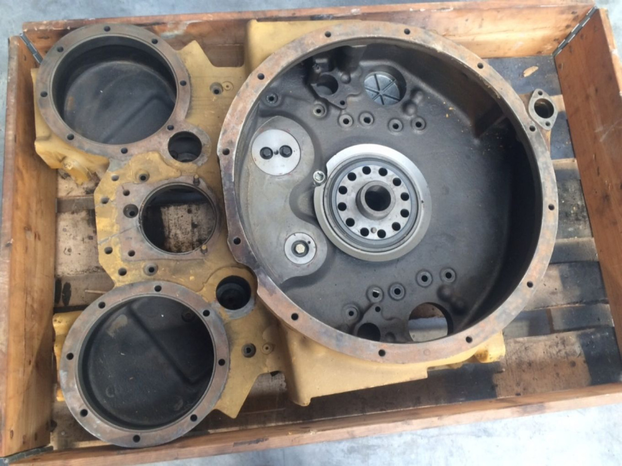 Caterpillar 3412 CAMPANA VOLANO 2152016 + INGRANAGGIO - Flywheel for Construction machinery: picture 1 Caterpillar 3412 CAMPANA VOLANO 2152016 + INGRANAGGIO - Flywheel for Construction machinery: picture 1