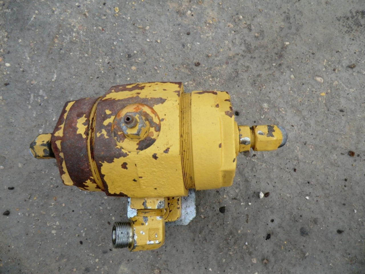 Caterpillar 735 VALVOLE - Hydraulic valve for Construction machinery: picture 1 Caterpillar 735 VALVOLE - Hydraulic valve for Construction machinery: picture 1