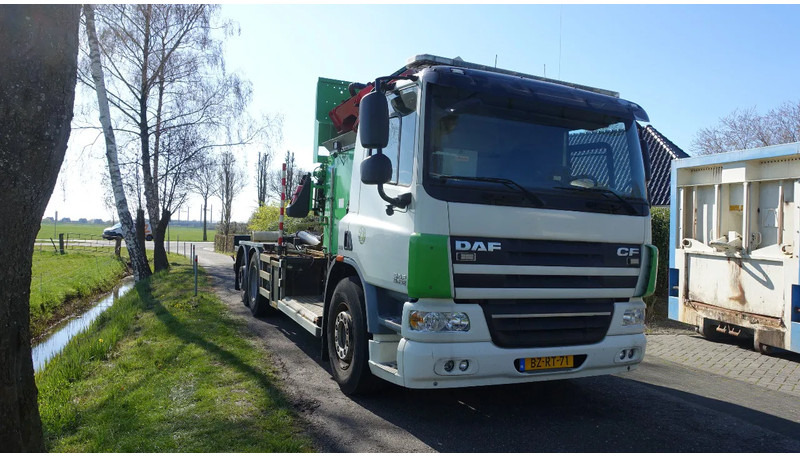 DAF CF 75.310 Euro 5 - Garbage truck: picture 2 DAF CF 75.310 Euro 5 - Garbage truck: picture 2