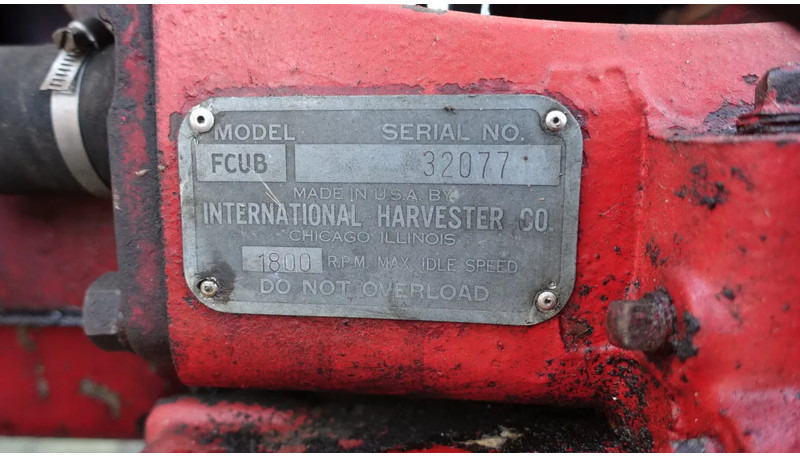 Farmall Farmall Cub - Farm tractor: picture 5 Farmall Farmall Cub - Farm tractor: picture 5