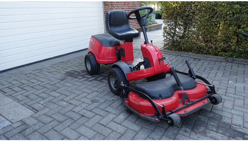 Mountfield 4135H Zitmaaier - Garden mower: picture 2 Mountfield 4135H Zitmaaier - Garden mower: picture 2