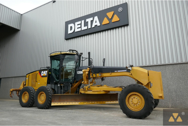 Caterpillar 120M - Grader: picture 3 Caterpillar 120M - Grader: picture 3