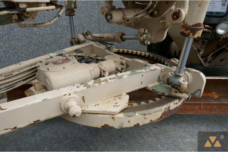 Grader Caterpillar 130G Ex-army: picture 15
