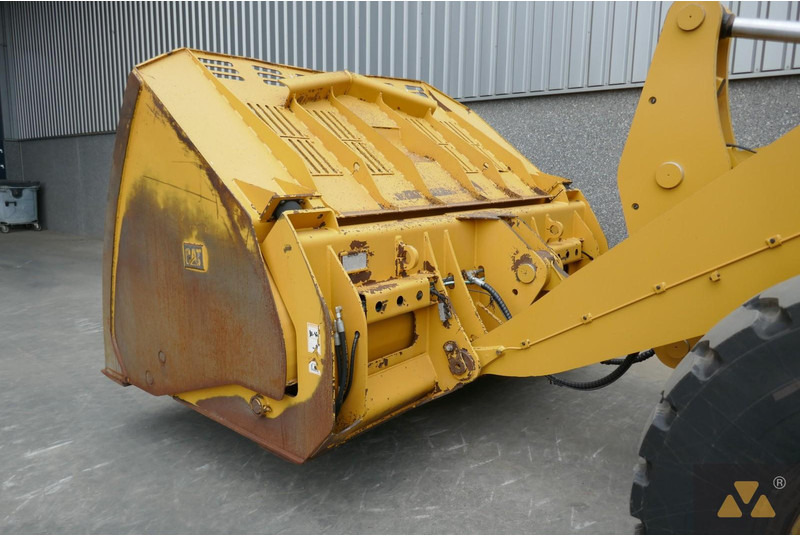 Wheel loader Caterpillar 962M: picture 16