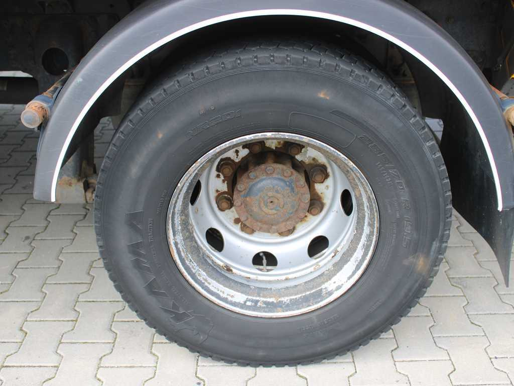 Refrigerator truck Iveco EUROCARGO 150E28, THERMO-KING TS-500, HYDRAULIC FRONT: picture 17