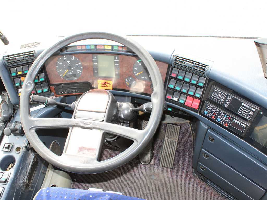 Neoplan N516, 6X2, RETARDER, KITCHEN - Coach: picture 5 Neoplan N516, 6X2, RETARDER, KITCHEN - Coach: picture 5