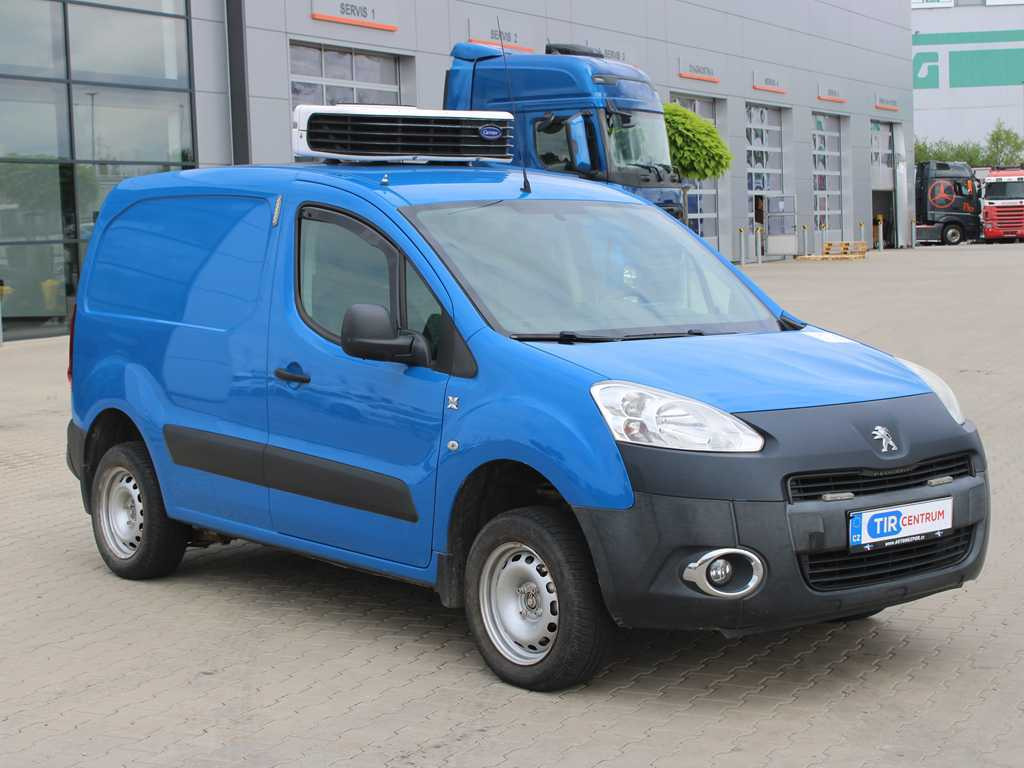 Peugeot PEUGEOT PARTNER, 4X4, CARRIER NEOS 100 - Refrigerated van: picture 3 Peugeot PEUGEOT PARTNER, 4X4, CARRIER NEOS 100 - Refrigerated van: picture 3