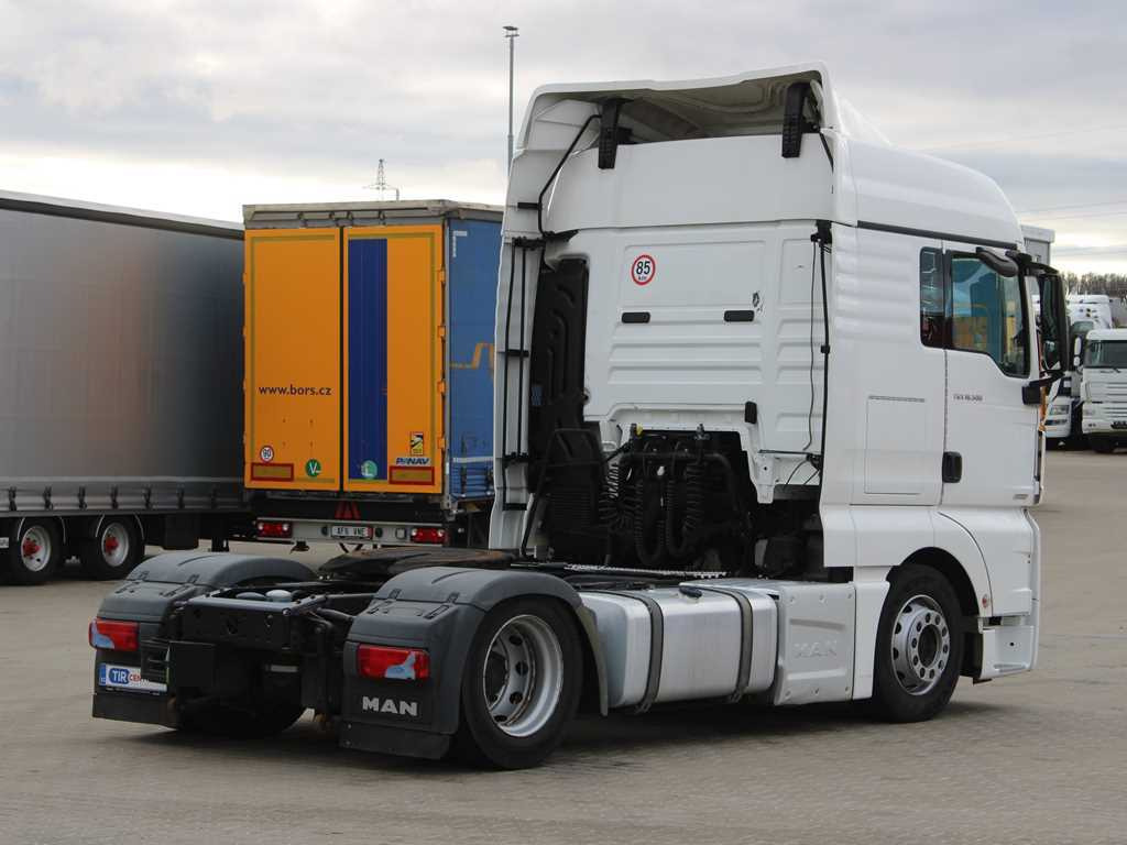 MAN TGX 18.500, EURO 6, LOWDECK, SERVICE BOOK, TIRES 80% - Tractor unit: picture 4 MAN TGX 18.500, EURO 6, LOWDECK, SERVICE BOOK, TIRES 80% - Tractor unit: picture 4