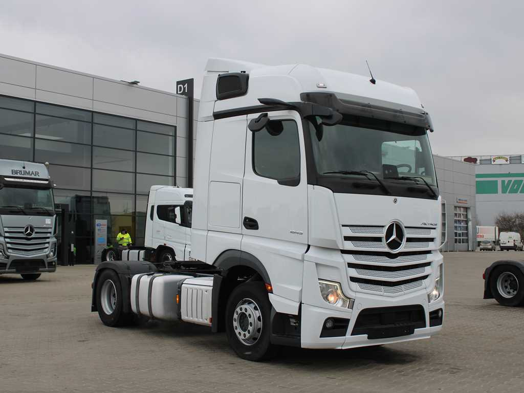 Mercedes-Benz Actros 1845, EURO 6, NAVIGATION - Tractor unit: picture 3 Mercedes-Benz Actros 1845, EURO 6, NAVIGATION - Tractor unit: picture 3