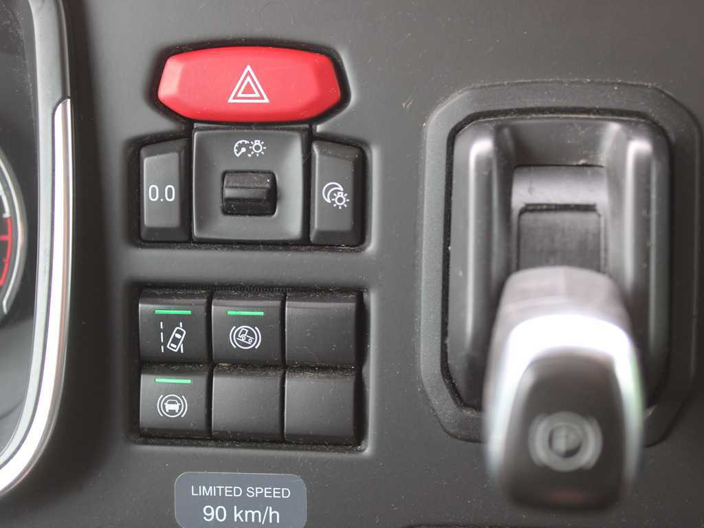 Tractor unit Scania R 450, EURO 6, NAVIGATION, RETARDER, TIRES 80%: picture 11