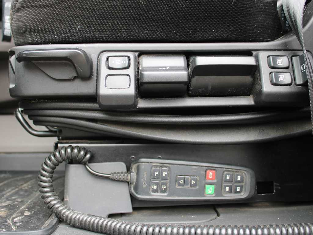 Tractor unit Scania R 450, EURO 6, NAVIGATION, RETARDER, TIRES 80%: picture 7