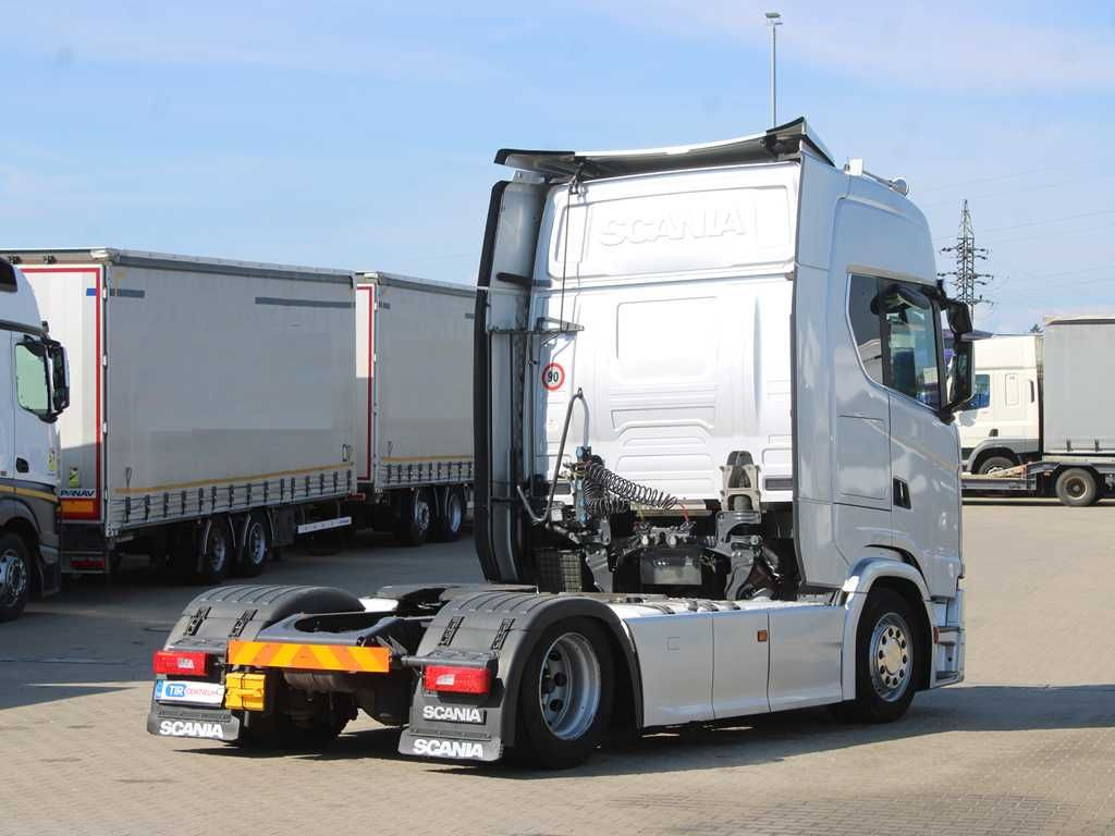 Scania S520, LOWDECK, RETARDER, NAVIGATION - Tractor unit: picture 3 Scania S520, LOWDECK, RETARDER, NAVIGATION - Tractor unit: picture 3